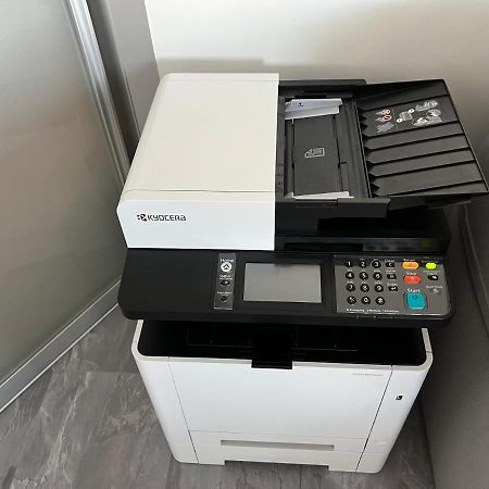 Luxury Westpark 2 Presidentialsuite With Lake View W4 ブカレスト エクステリア 写真