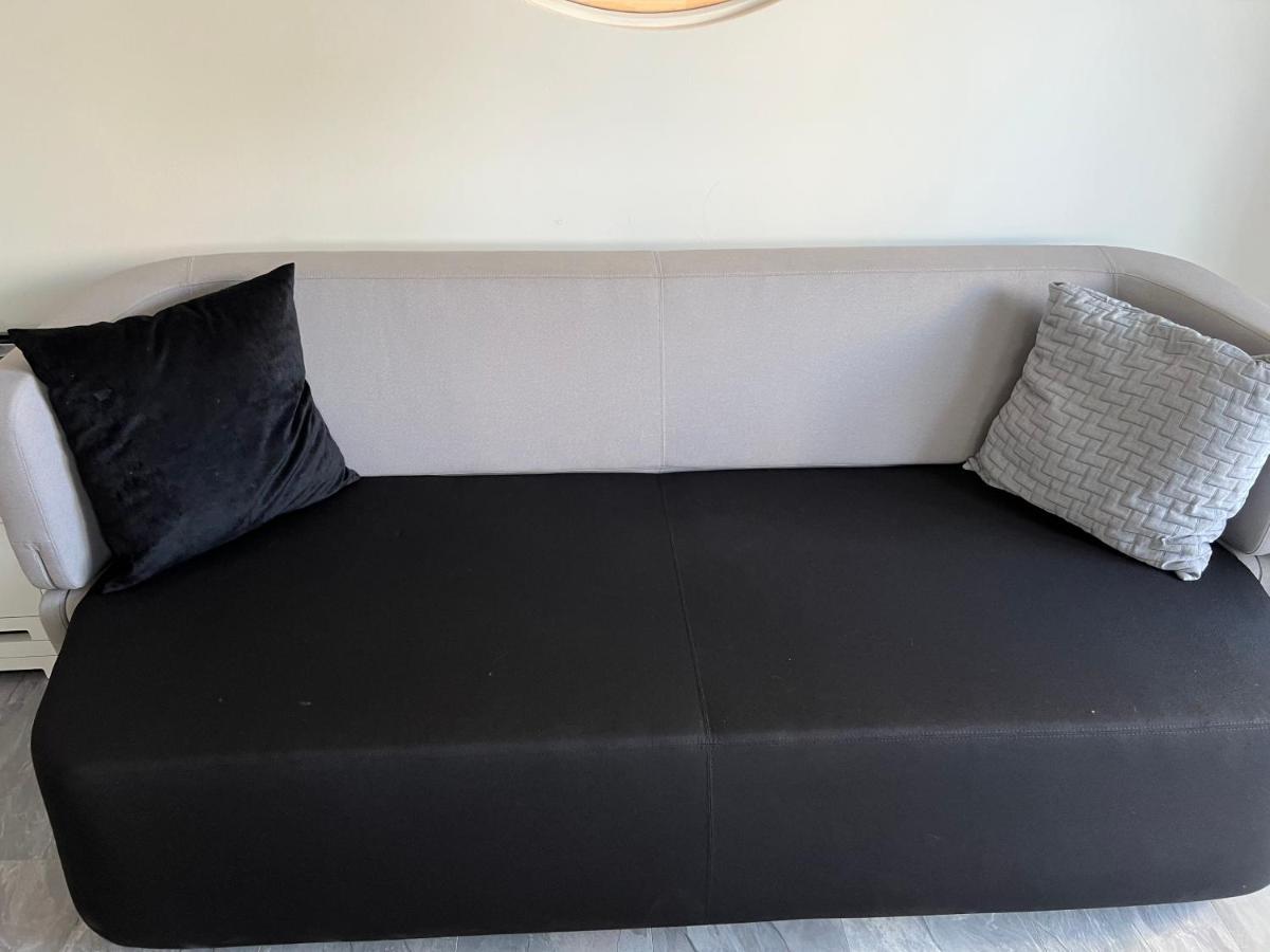 Luxury Westpark 2 Presidentialsuite With Lake View W4 ブカレスト エクステリア 写真
