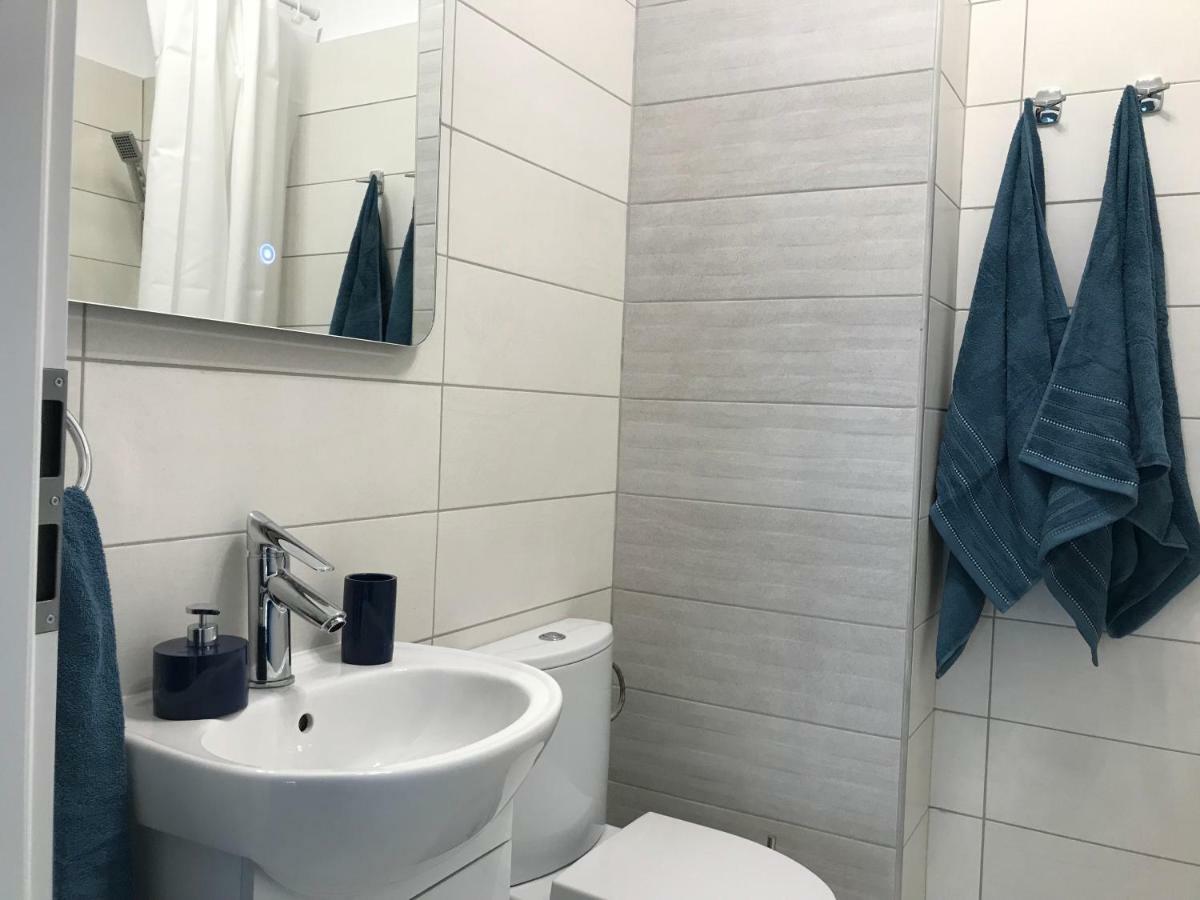 Luxury Westpark 2 Presidentialsuite With Lake View W4 ブカレスト エクステリア 写真
